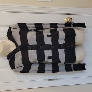 Arizona Long-Sleeved Hooded